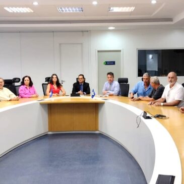 Receita Federal em Greve: Auditores-Fiscais da 7ª RF registram 90 dias da greve em reunião na Superintendência