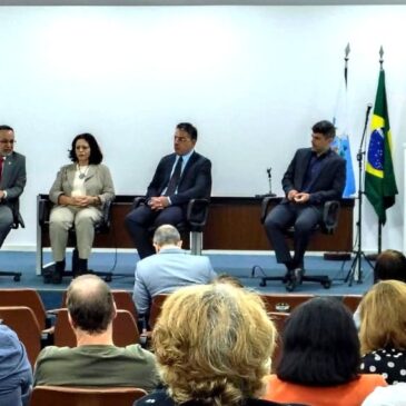 Sindicato e Administração da 7ª RF visitam Auditores-Fiscais do Porto do Rio de Janeiro
